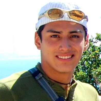 Alejandro Guzman Photo 39