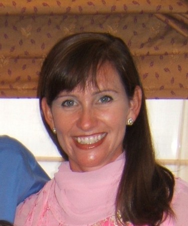 Julie Gordon Photo 25