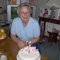 Jean Weir Photo 11