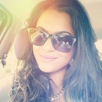 Deborah Oliveira Photo 19