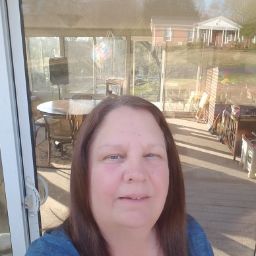 Tammy Garrett Photo 33