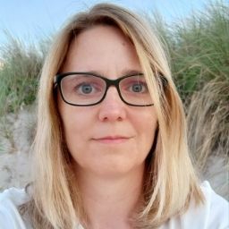 Sandra Herrmann Photo 18