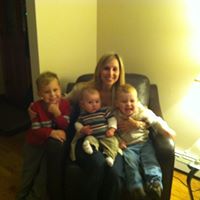 Jennifer Lindstrom Photo 16