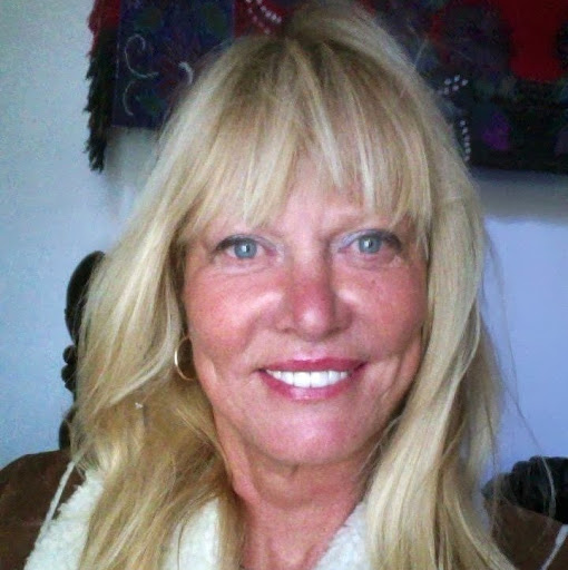 Anne Hess Photo 29