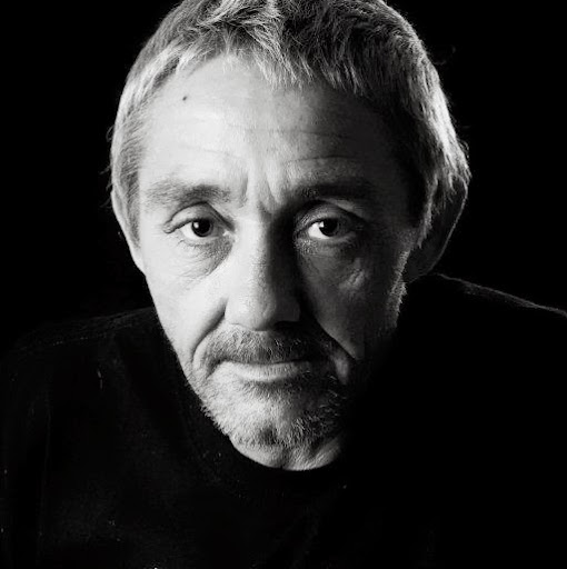 Stephen Whitaker Photo 16