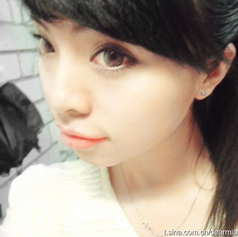 Yue Zhang Photo 23