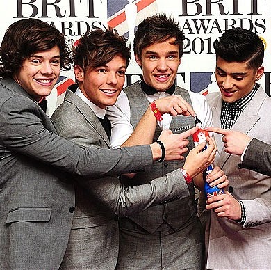 Denise Tomlinson Photo 15