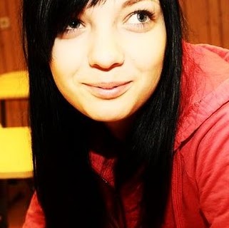 Alicia Welch Photo 14