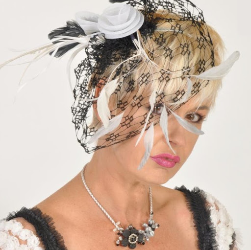 Nita Henry Photo 14