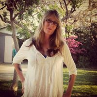 Christina Ward Photo 15