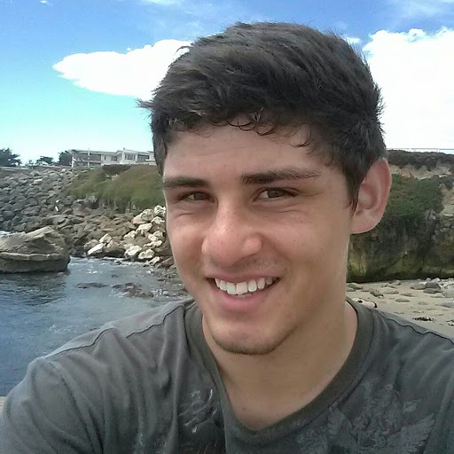 Tomas Hernandez Photo 13