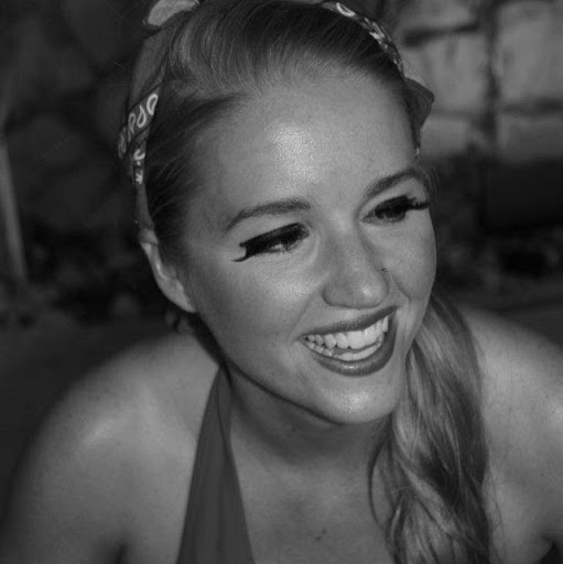 Sarah Bacon Photo 41