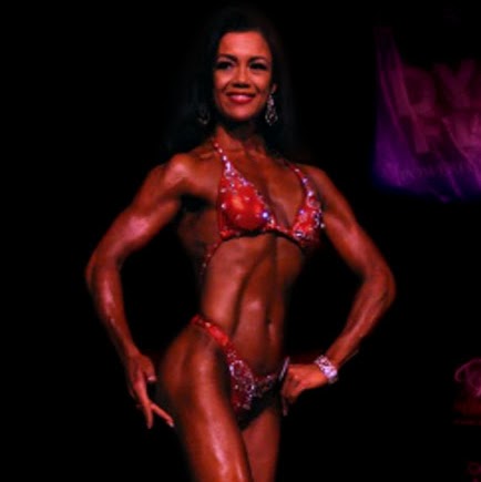 Michelle Crews Photo 36