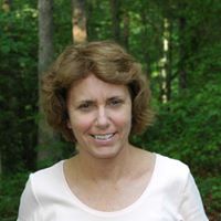 Elizabeth Mcmillan Photo 15