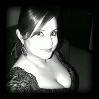 Renee Palacios Photo 9