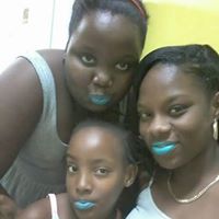 Paula Barclay Photo 8