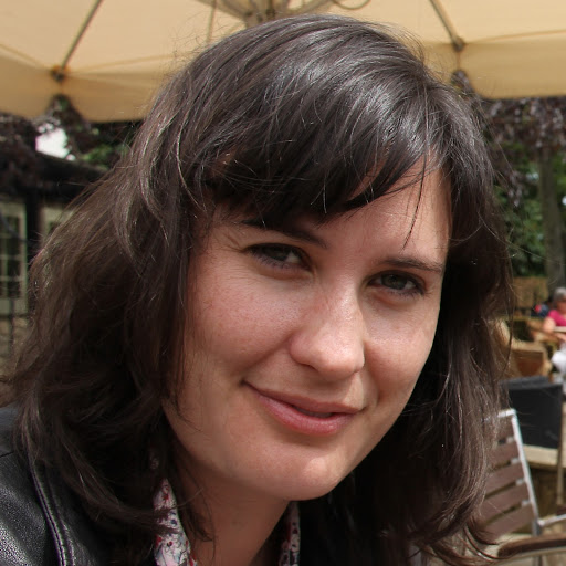 Samantha Sharpe Photo 16