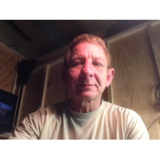 Kelly Meeks Photo 19