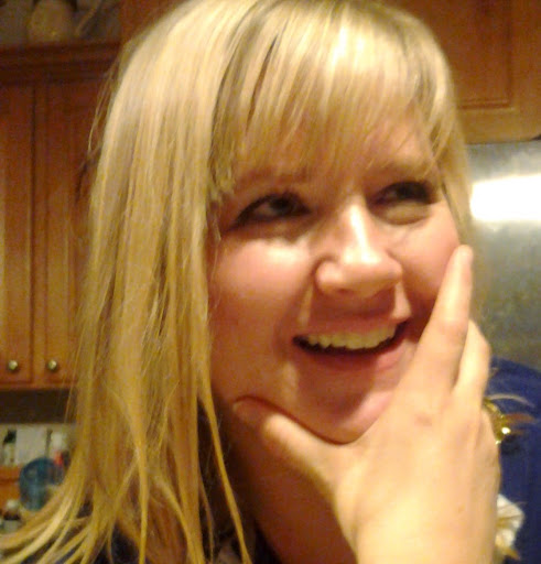 Julie Wallace Photo 10