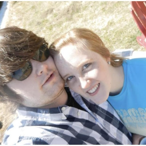 Sara Paxton Photo 33