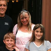 Claire Howell Photo 17