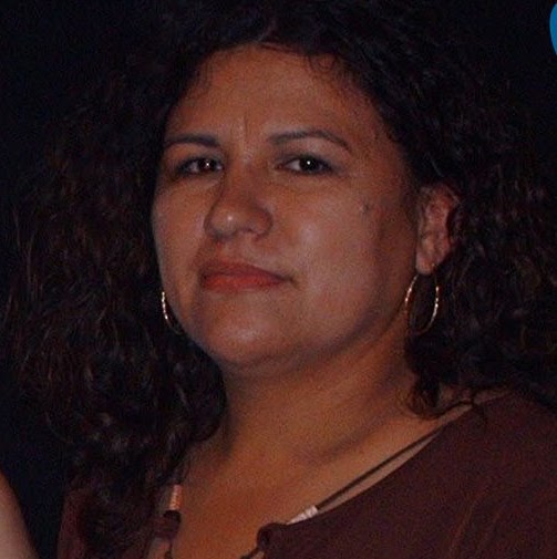 Alicia Calderon Photo 30