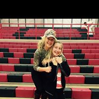 Summer Brown Photo 29