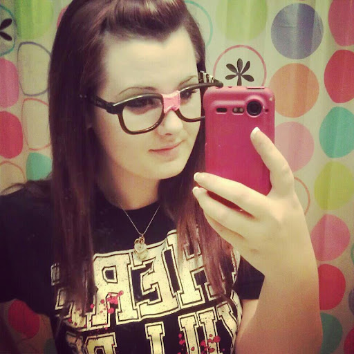 Haley Wallace Photo 12