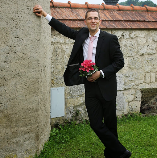 Robert Baumgartner Photo 47