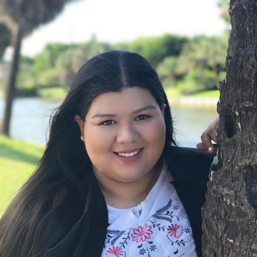 Jeanette Gonzalez Photo 10