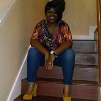 Angela Banks Photo 15
