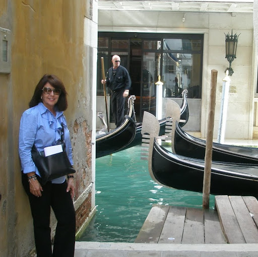Barbara Busch Photo 23