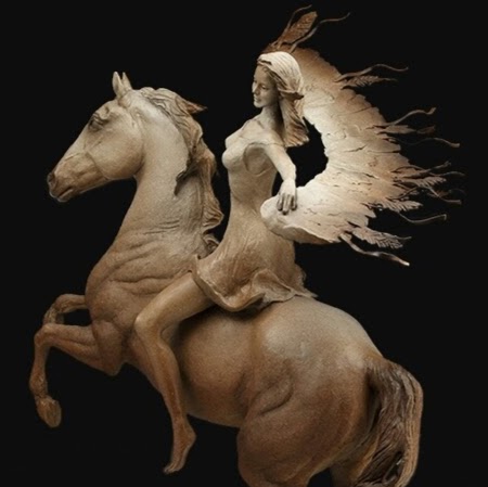 Christina Hastings Photo 15