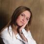 Ellie Larson Photo 4