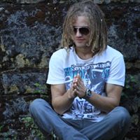 Trevor Scott Photo 28