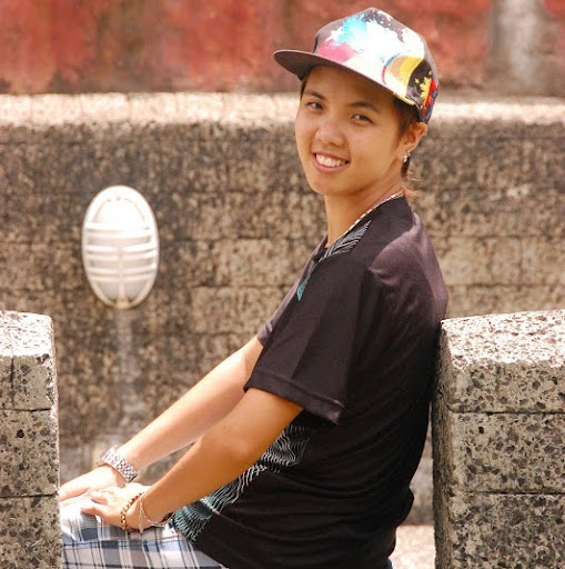 Alison Tan Photo 6