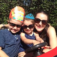 Danielle Walsh Photo 15