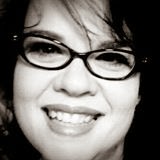 Michelle Clayton Photo 18