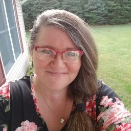 Melinda Hall Photo 30