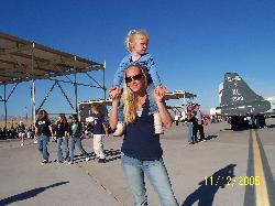 Kelly Montgomery Photo 36