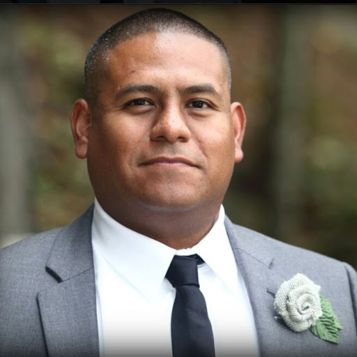 Erick Ramirez Photo 28