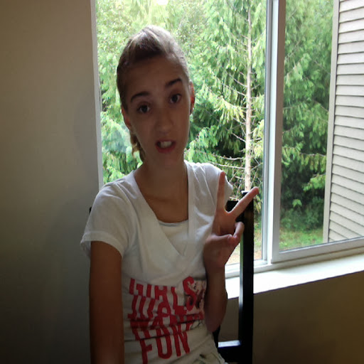 Faith Long Photo 9
