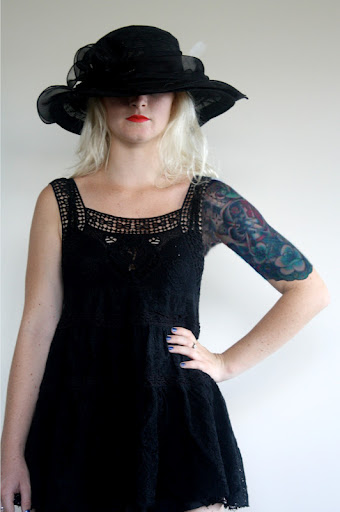 Amy Hollier Photo 3