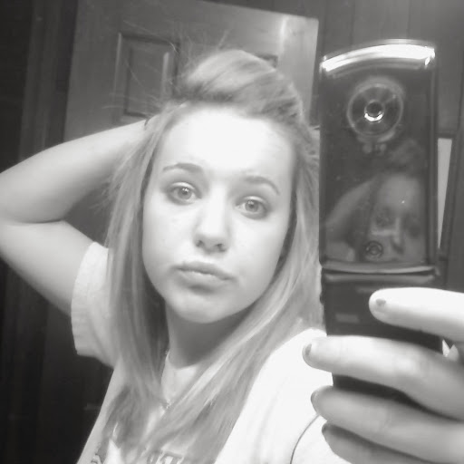 Nikki Walker Photo 46