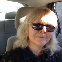 Traci Sanders Photo 37