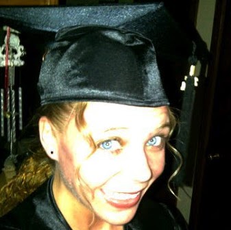 Michelle Lewis Photo 38