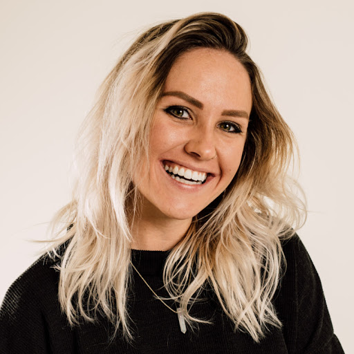 Katie Dobson Photo 15