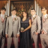 Renee Tompkins Photo 14