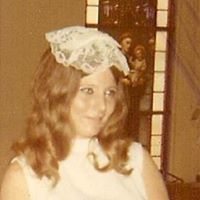 Nicole Curran Photo 17