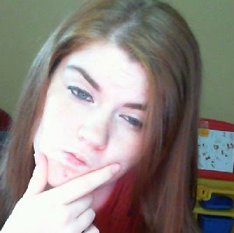 Holly Harris Photo 6